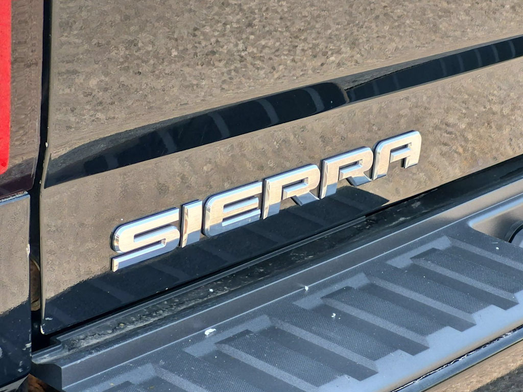 Thumbnail: 2017 GMC Sierra 1500 - 23