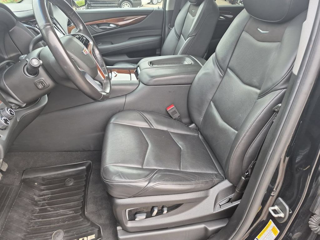Thumbnail: 2019 Cadillac Escalade - 10