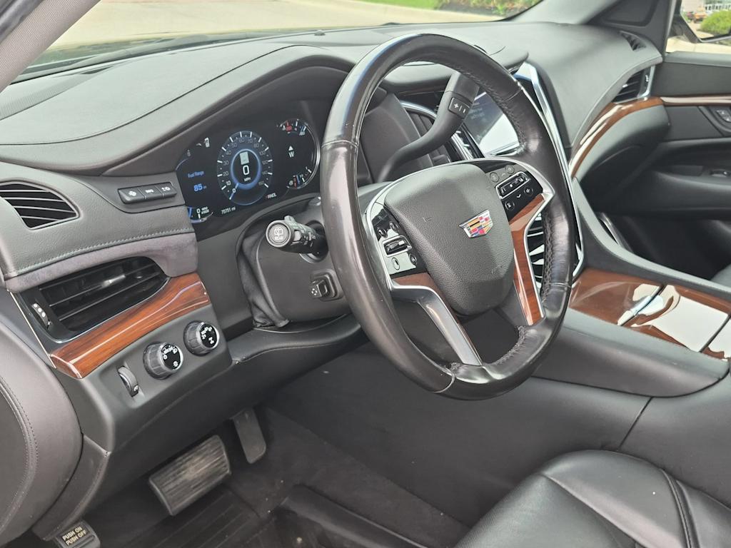 Thumbnail: 2019 Cadillac Escalade - 2