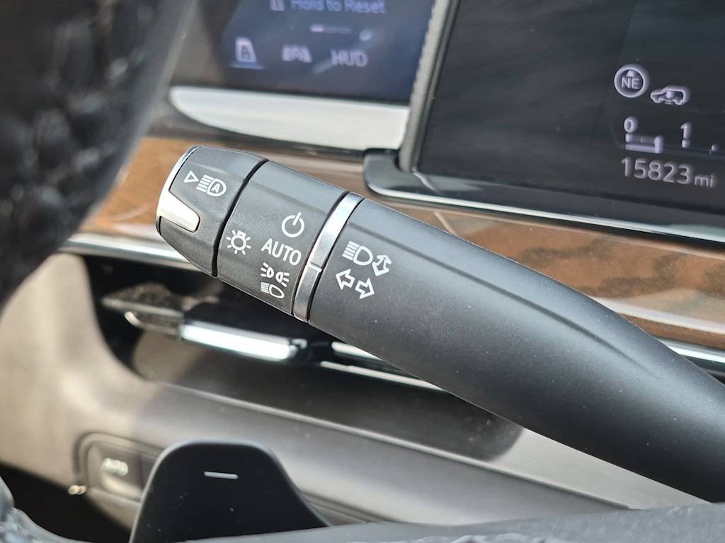 Thumbnail: 2024 Cadillac Escalade - 15