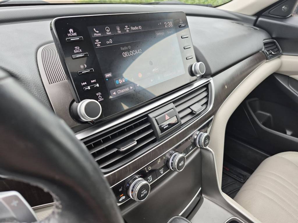 Thumbnail: 2018 Honda Accord - 13