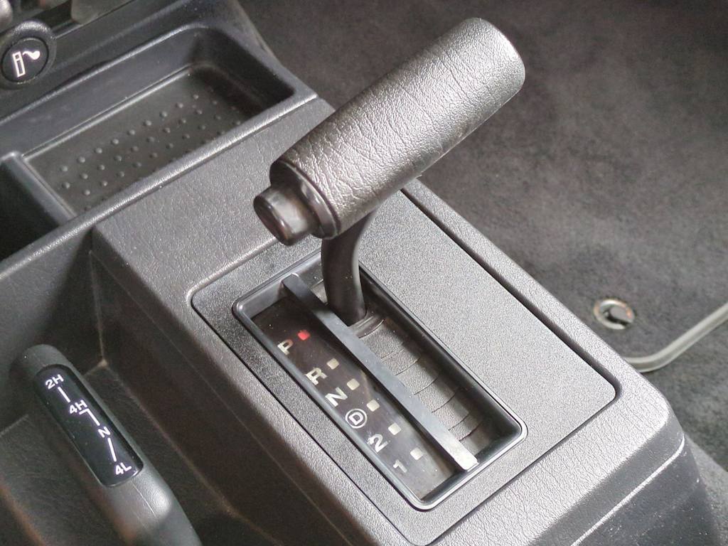 Thumbnail: 2006 Jeep Wrangler - 30