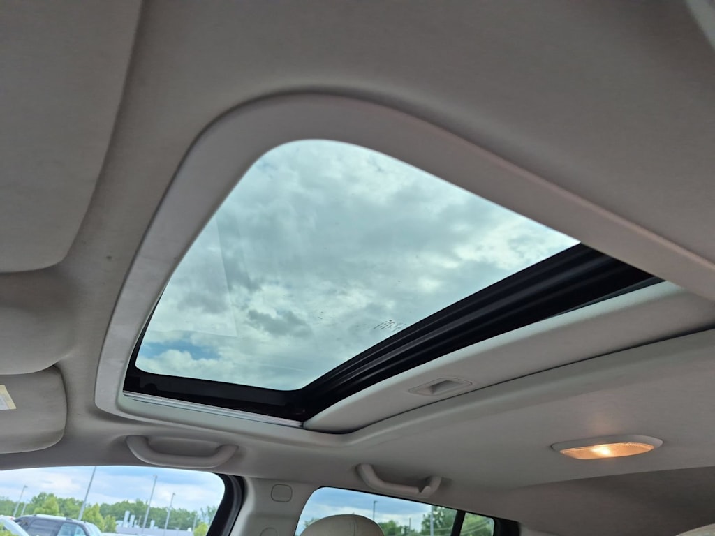 Thumbnail: 2011 Jeep Compass - 25