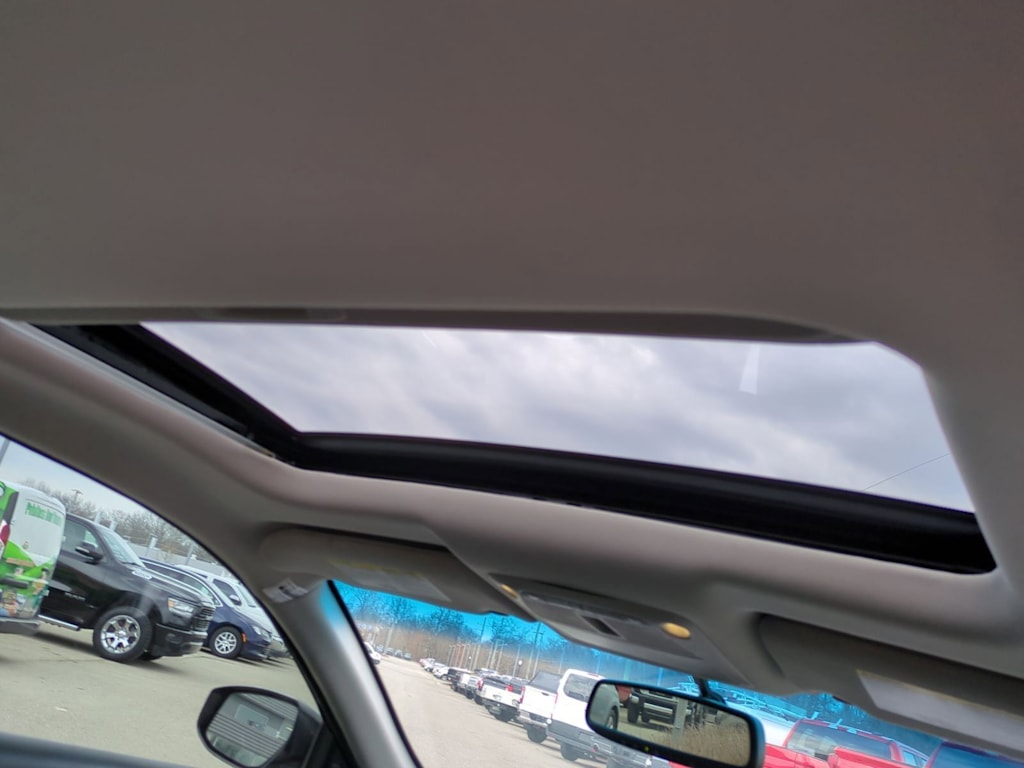 Thumbnail: 2015 Nissan Altima - 29
