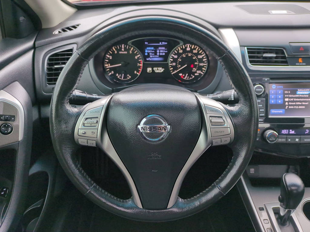Thumbnail: 2015 Nissan Altima - 8