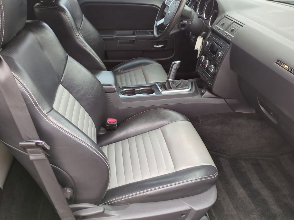 Thumbnail: 2009 Dodge Challenger - 25