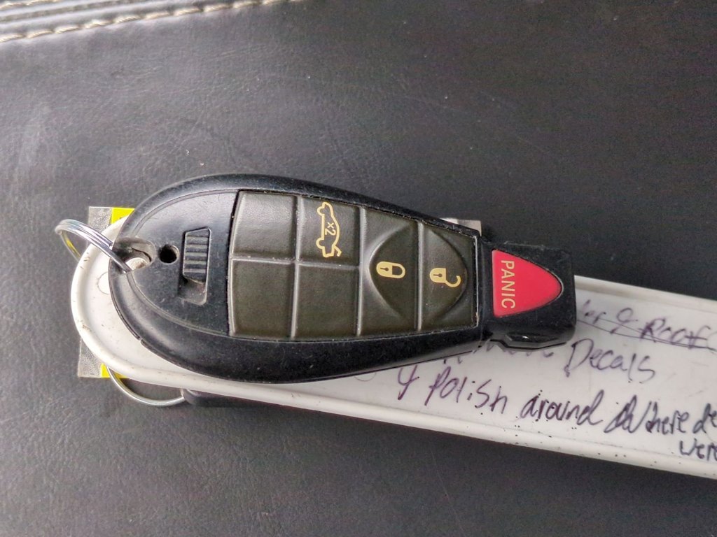 Thumbnail: 2009 Dodge Challenger - 16