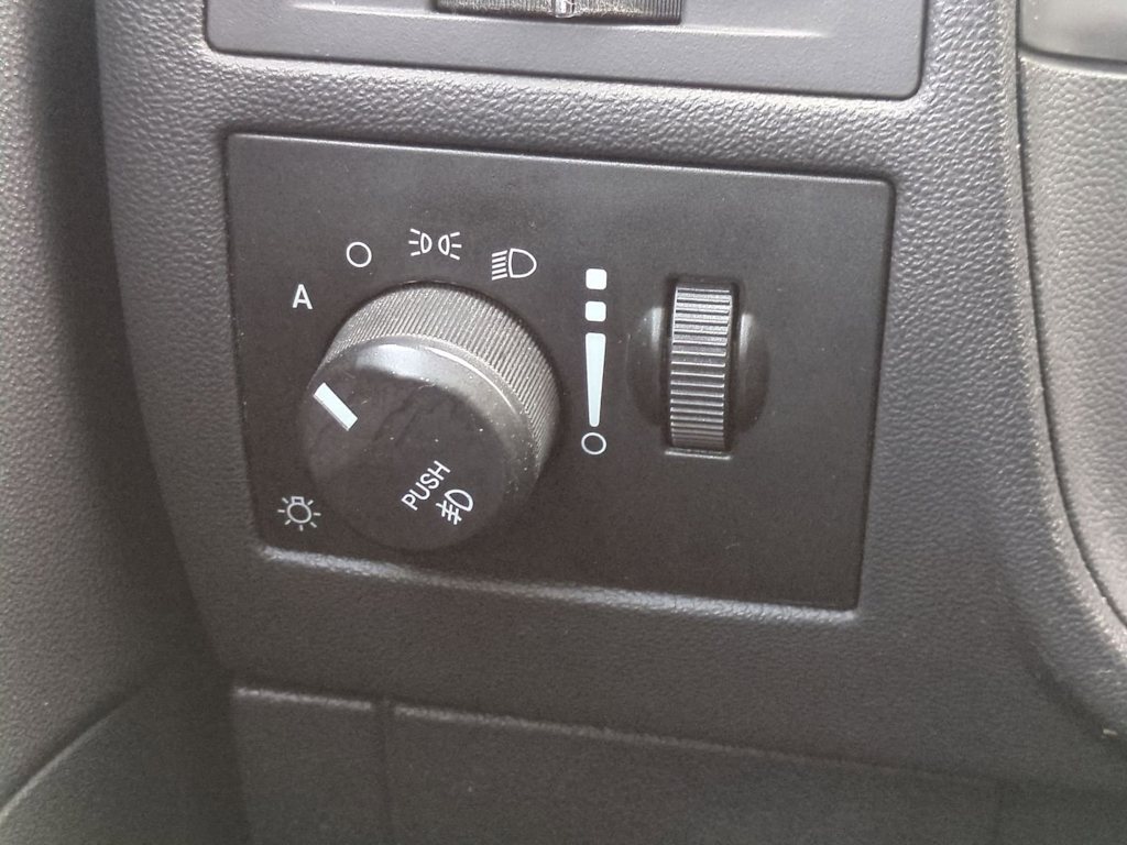 Thumbnail: 2009 Dodge Challenger - 31