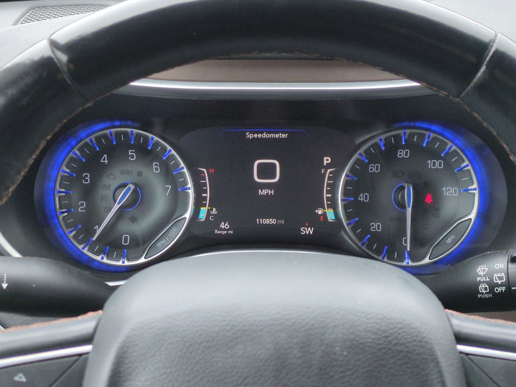 Thumbnail: 2018 Chrysler Pacifica - 13