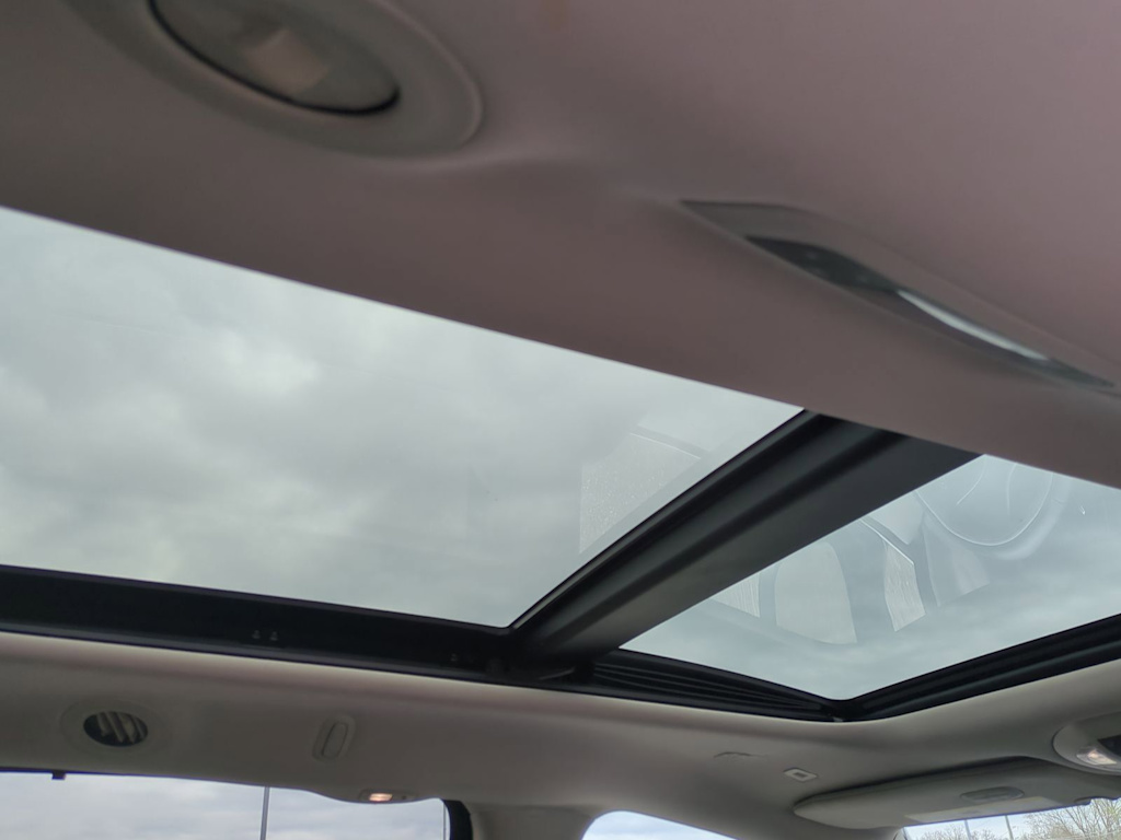Thumbnail: 2018 Chrysler Pacifica - 26