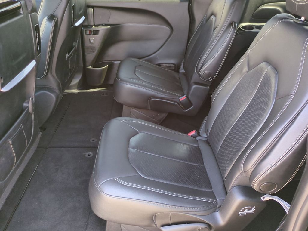 Thumbnail: 2021 Chrysler Pacifica - 26