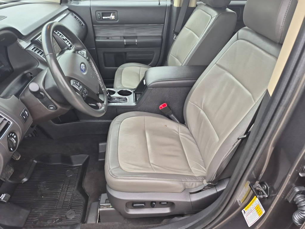 Thumbnail: 2019 Ford Flex - 9