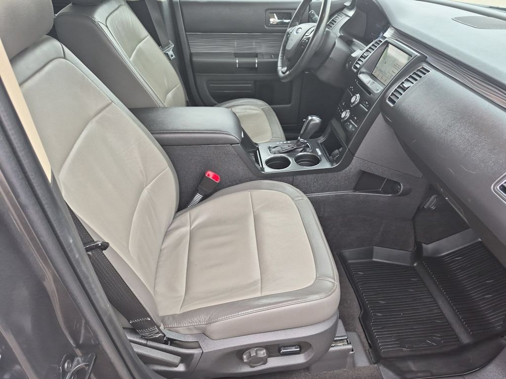 Thumbnail: 2019 Ford Flex - 10