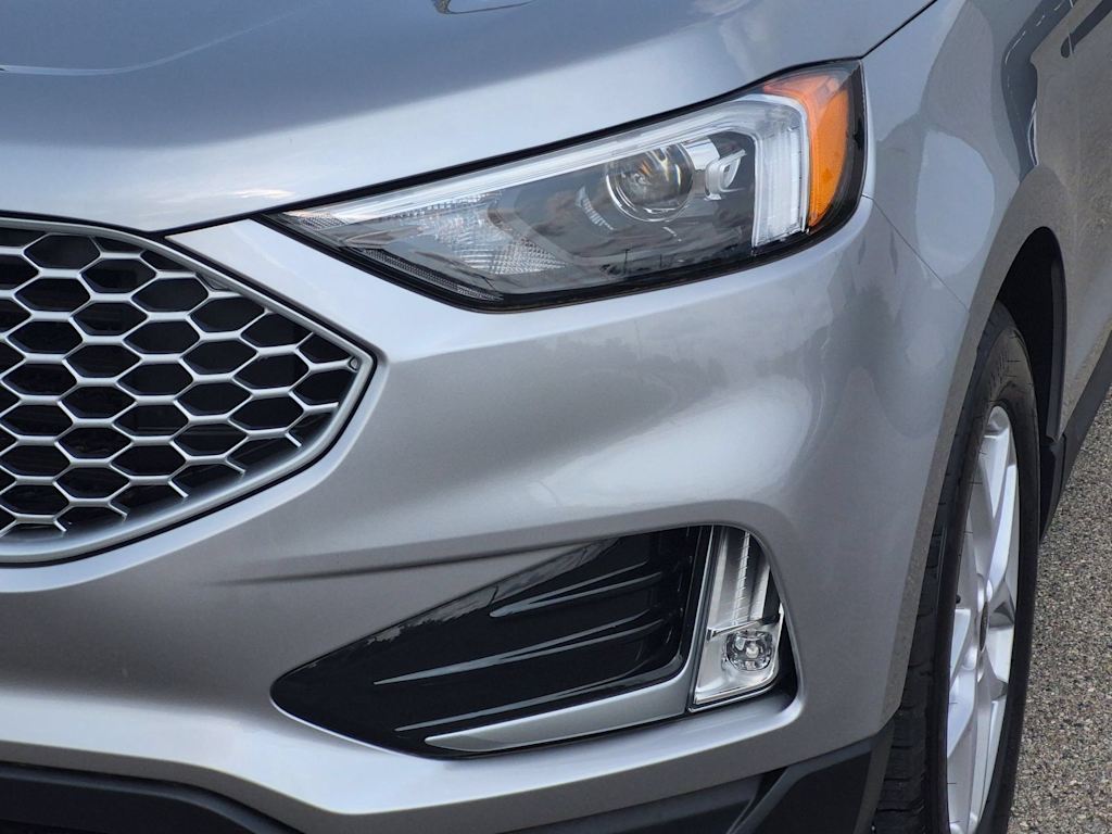 Thumbnail: 2024 Ford Edge - 24