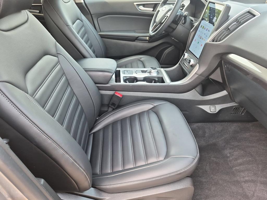 Thumbnail: 2024 Ford Edge - 11