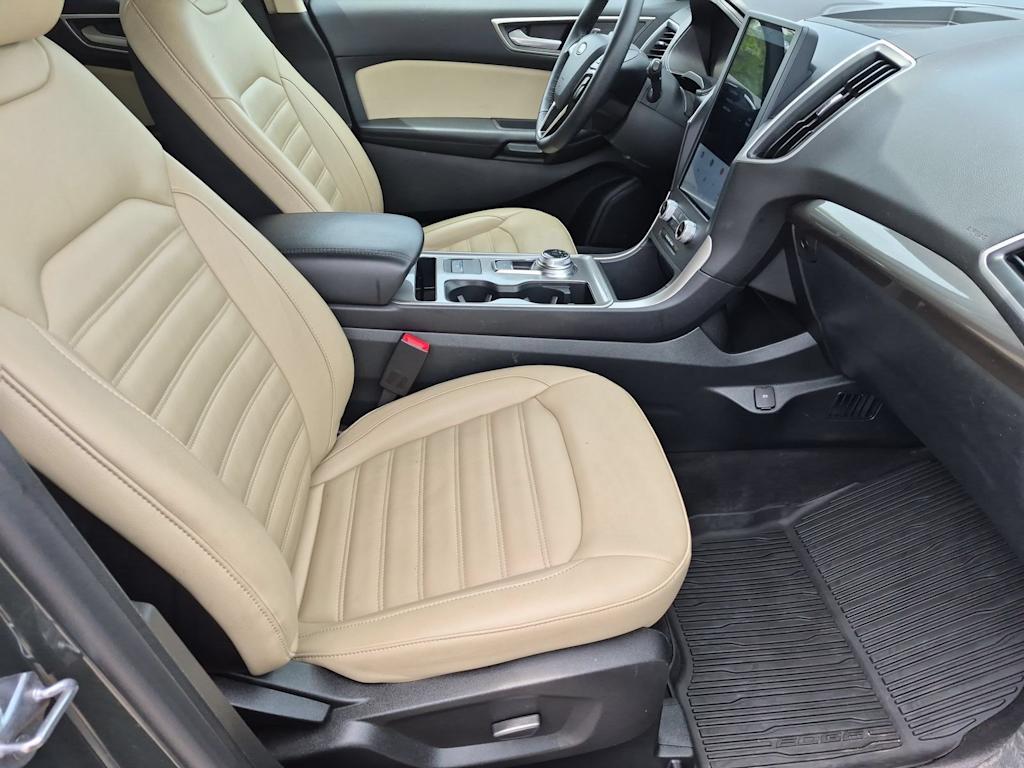 Thumbnail: 2024 Ford Edge - 11