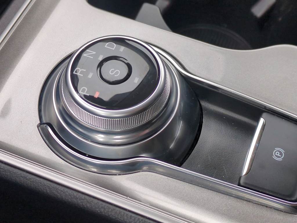 Thumbnail: 2023 Ford Edge - 34