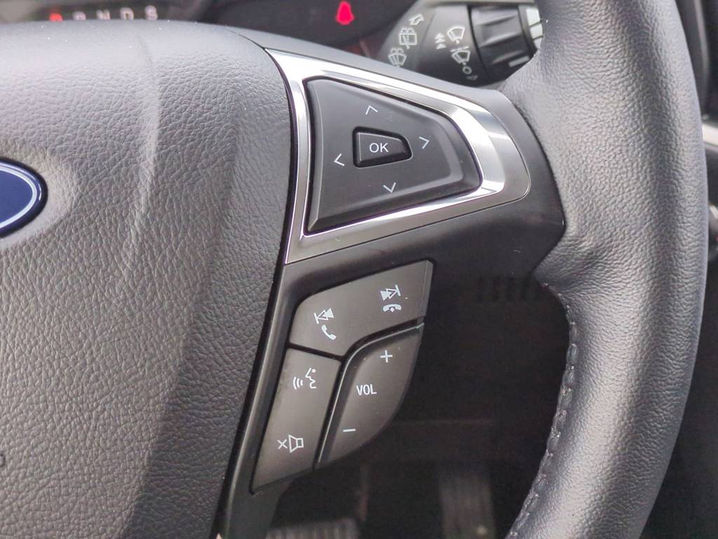 Thumbnail: 2023 Ford Edge - 28