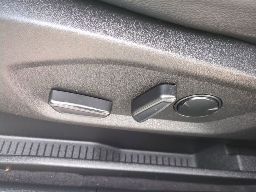 Thumbnail: 2023 Ford Edge - 24