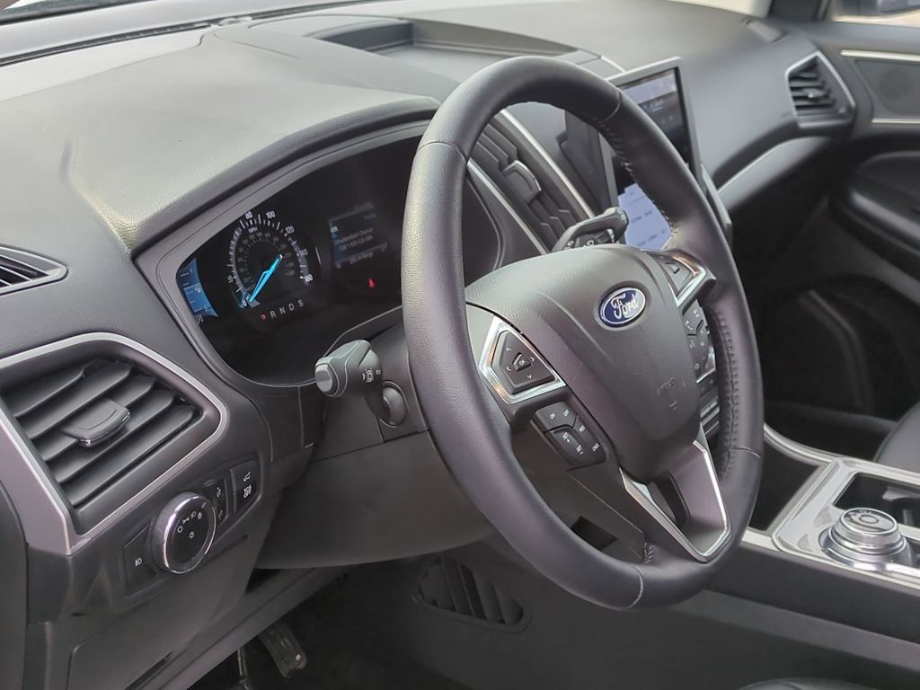 Thumbnail: 2023 Ford Edge - 2