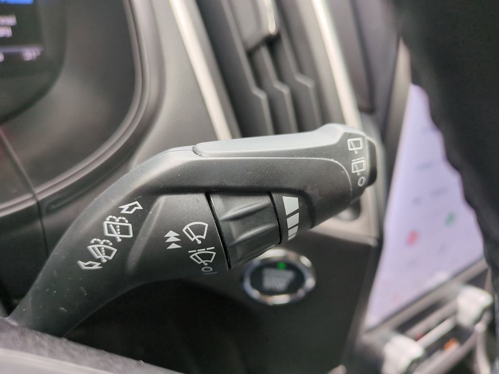 Thumbnail: 2023 Ford Edge - 29