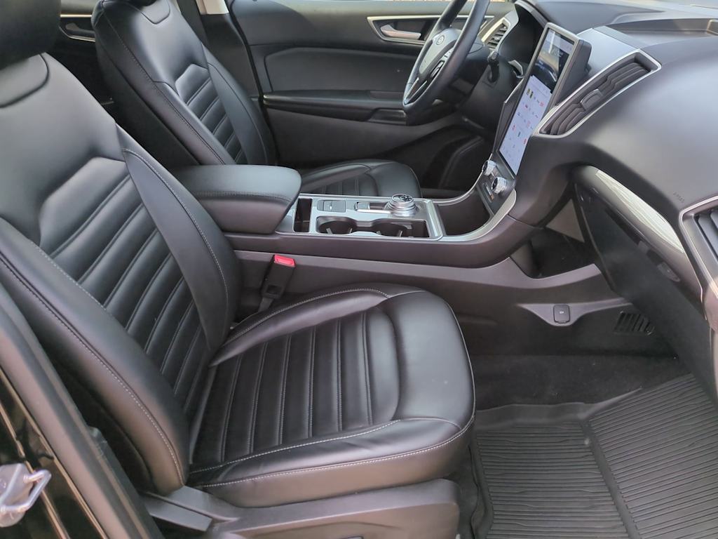 Thumbnail: 2023 Ford Edge - 11