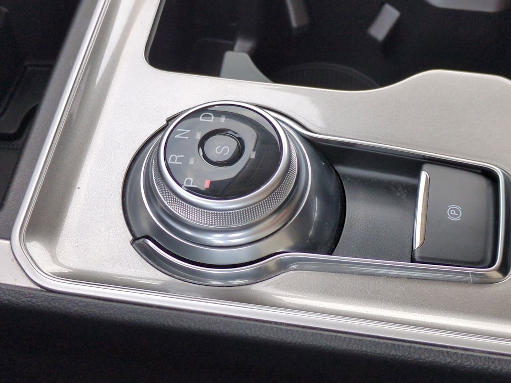 Thumbnail: 2023 Ford Edge - 15