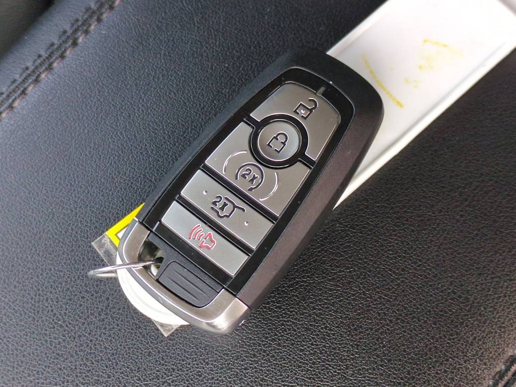 Thumbnail: 2023 Ford Edge - 18