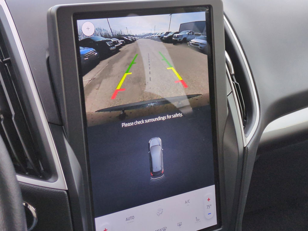 Thumbnail: 2023 Ford Edge - 34