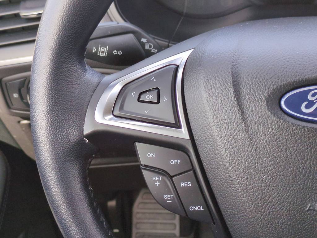 Thumbnail: 2023 Ford Edge - 29