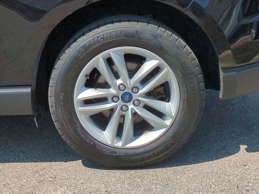 2018 Ford Edge SEL 8