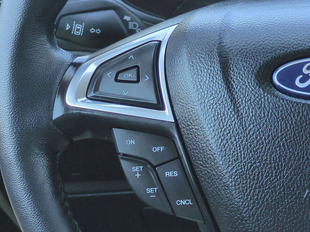 Thumbnail: 2023 Ford Edge - 28