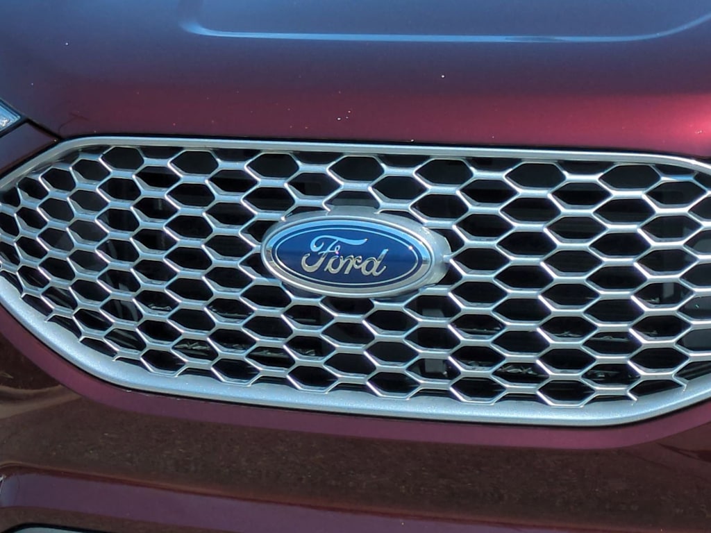 Thumbnail: 2023 Ford Edge - 7