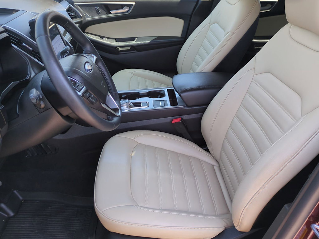 Thumbnail: 2023 Ford Edge - 10