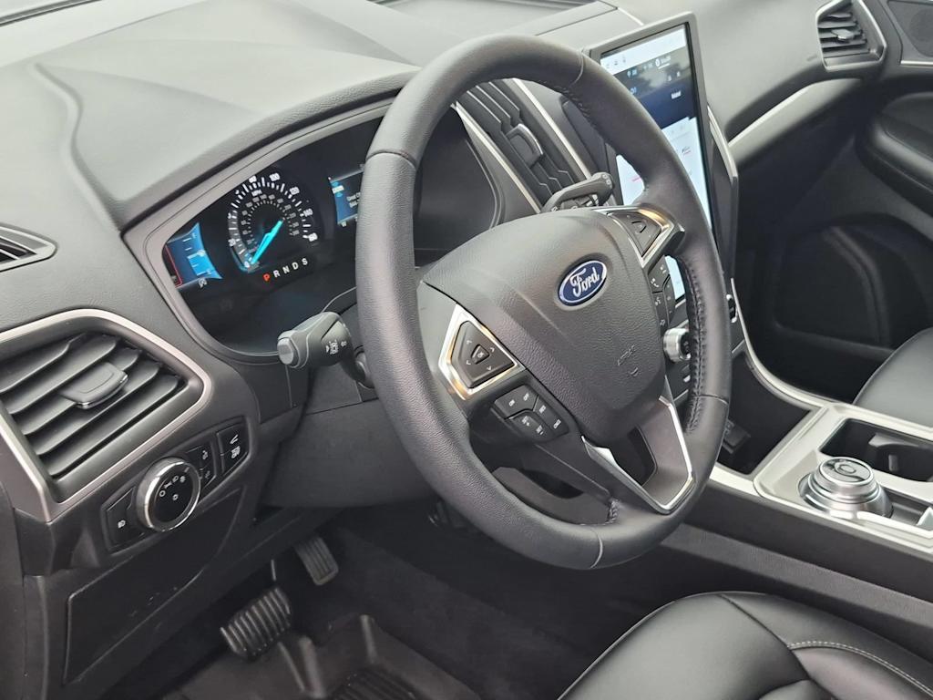 Thumbnail: 2024 Ford Edge - 2