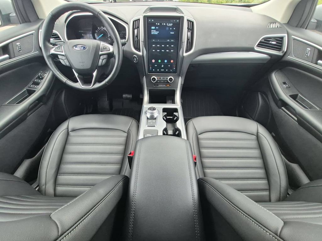 Thumbnail: 2021 Ford Edge - 9