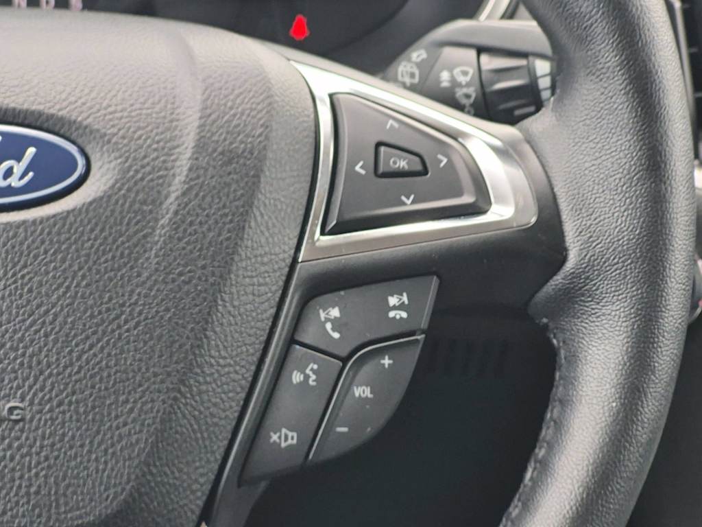 Thumbnail: 2021 Ford Edge - 29