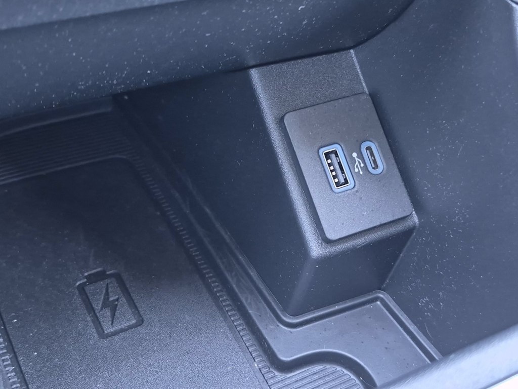 Thumbnail: 2024 Ford Edge - 33