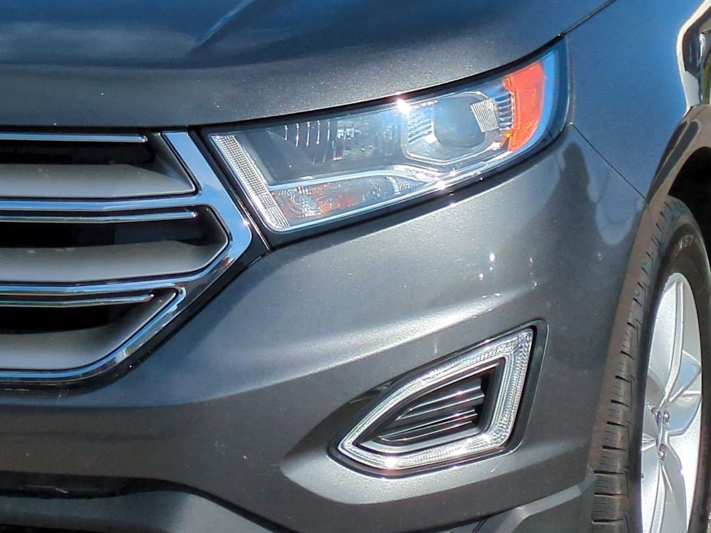 Thumbnail: 2015 Ford Edge - 24