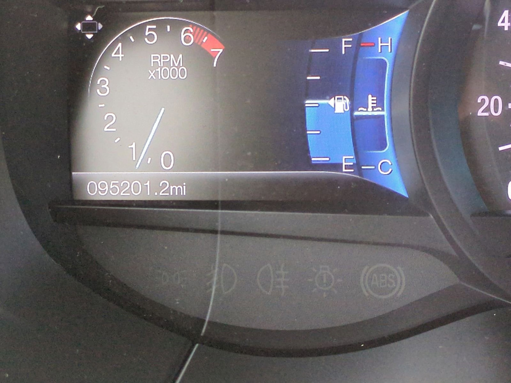 Thumbnail: 2015 Ford Edge - 16