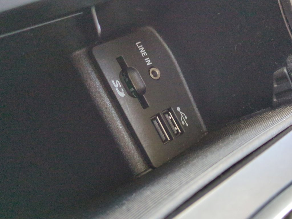 Thumbnail: 2015 Ford Edge - 33