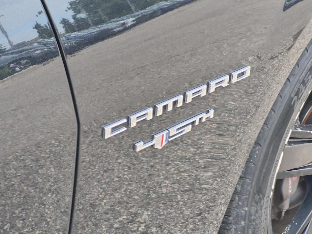 Thumbnail: 2012 Chevrolet Camaro - 24