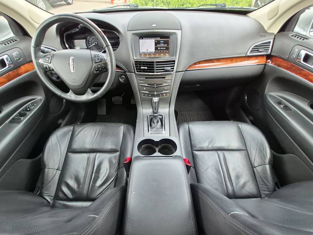 Thumbnail: 2019 Lincoln MKT - 9