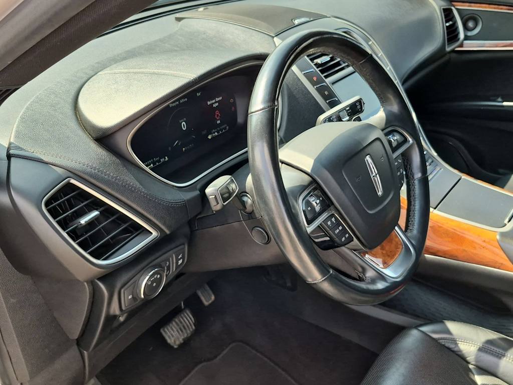 Thumbnail: 2019 Lincoln Nautilus - 2