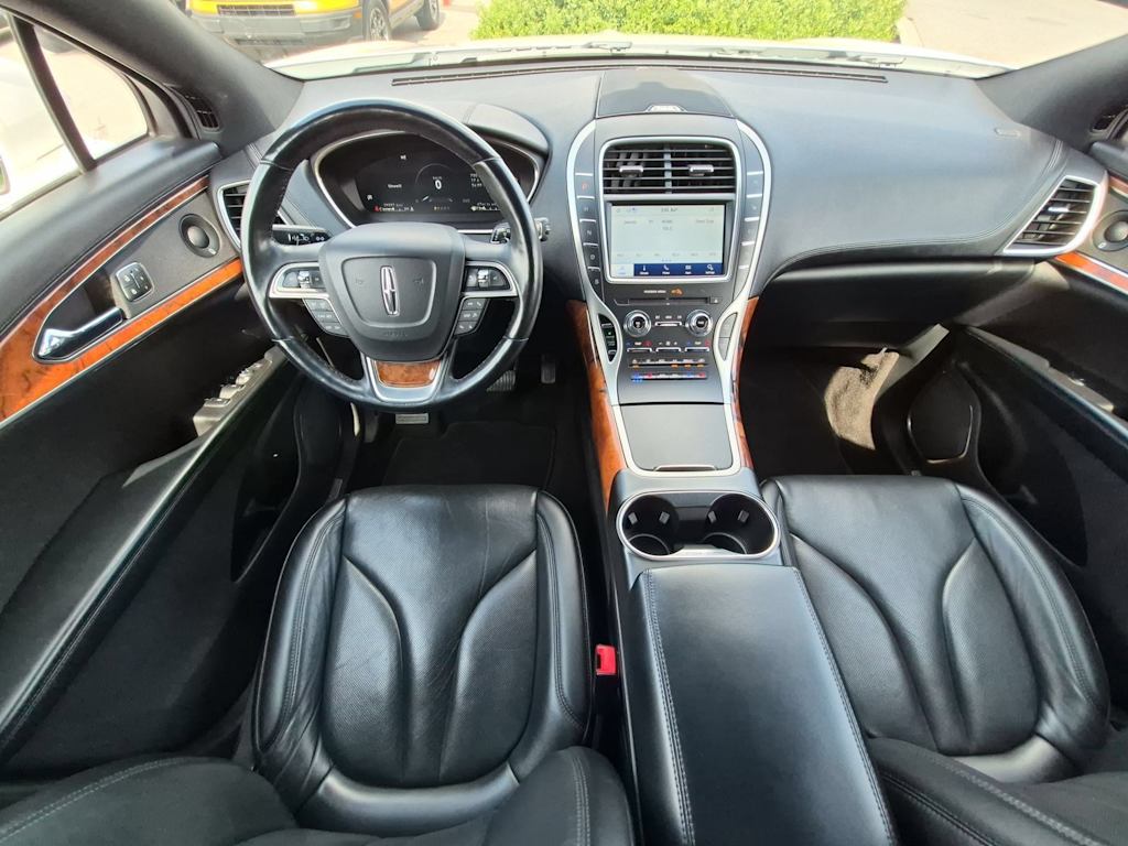 Thumbnail: 2019 Lincoln Nautilus - 8