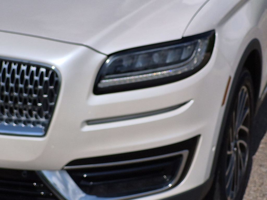 Thumbnail: 2019 Lincoln Nautilus - 24