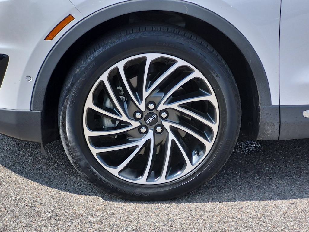 Thumbnail: 2019 Lincoln Nautilus - 7