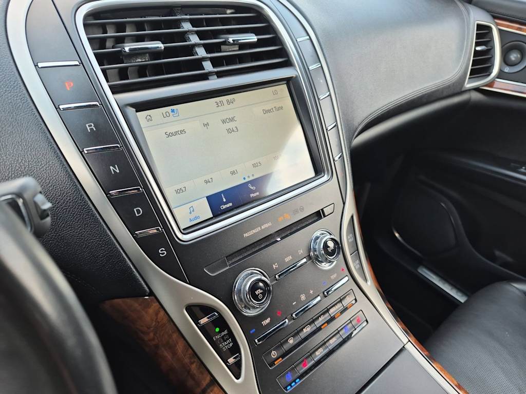 Thumbnail: 2019 Lincoln Nautilus - 14