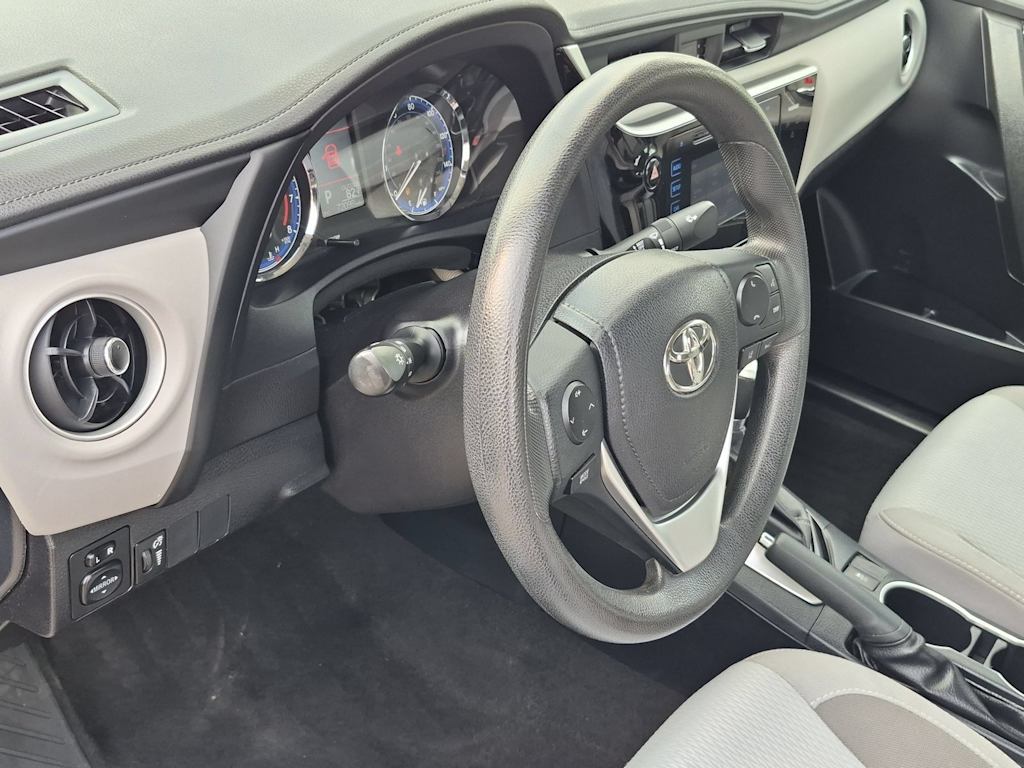 Thumbnail: 2017 Toyota Corolla - 14