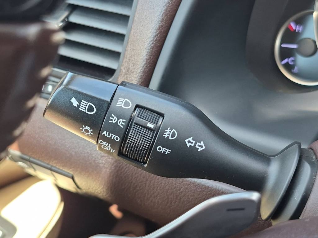 Thumbnail: 2020 Lexus RX - 33